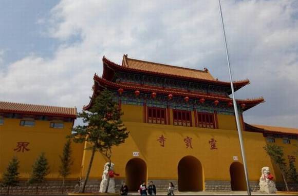 鱦